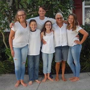 Meet your Posher, Sharyn